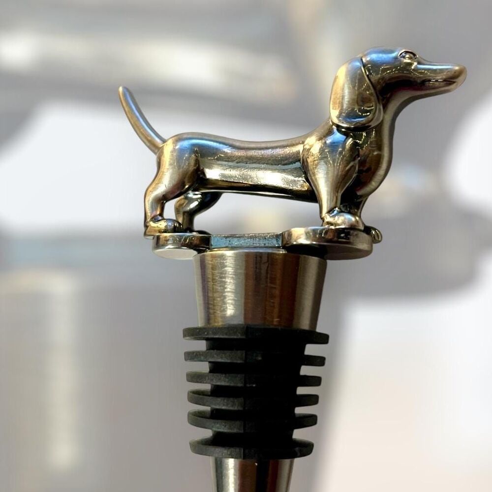 Doxie Weiner Dachshund Dog Metal Wine Bottle Stopper in Pewter